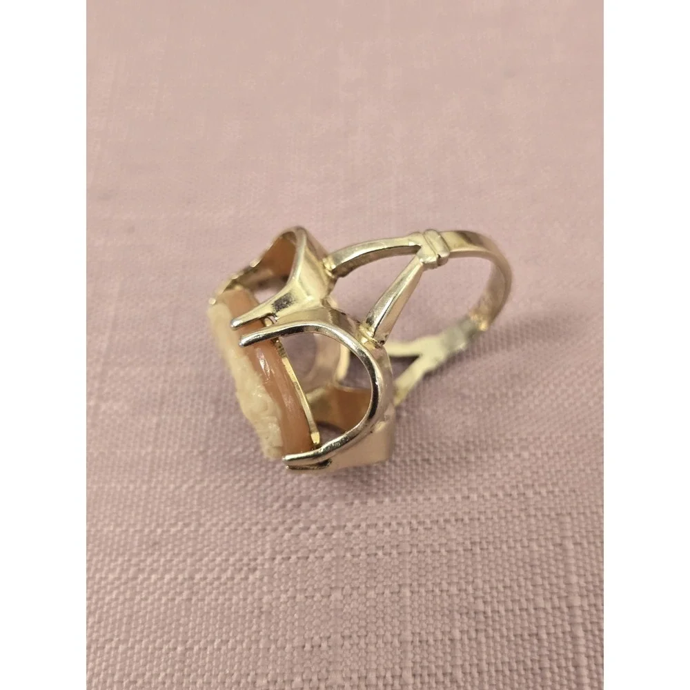 Vintage Vargas Left Facing Cameo 18k HGE Gold Plated Ring - Size 4 - Signed